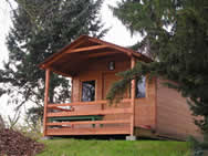 Lacná montovaná chatka